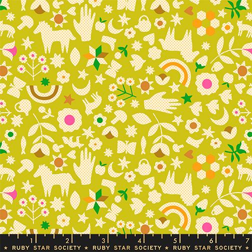 Catnap Apples Pistachio RS4131-11 Yardage