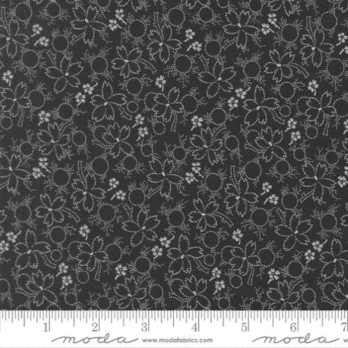 Arabesque Wonder 33835 17 Midnight Fabric