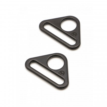 1" Triangle Ring Black Metal 2pc