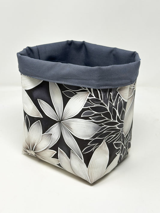 Tub Totes - Elegant White Floral #23