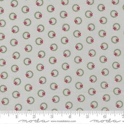 Christmas Eve Dove Wreath Yardage