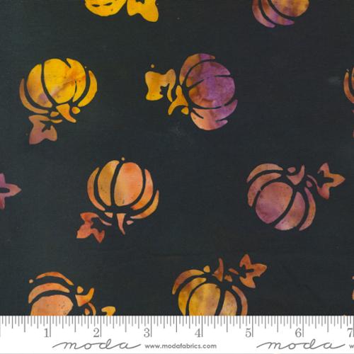 Bonfire Batiks Coal 4364 13 Yardage