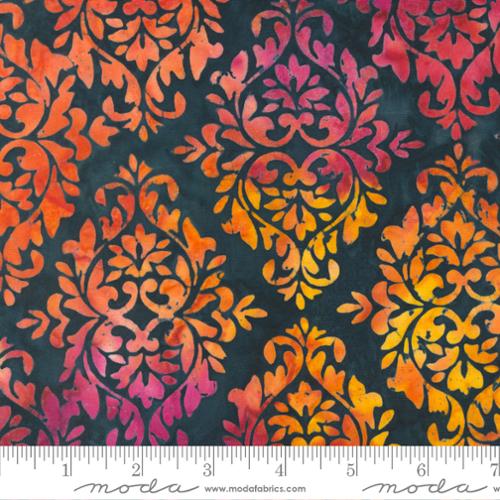 Bonfire Batiks Coal 4364 15 Yardage