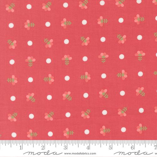 In The Garden 29232 12 Strawberry Fabric
