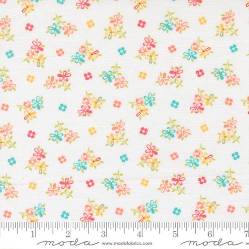 In The Garden 29235 11 Off White Fabric