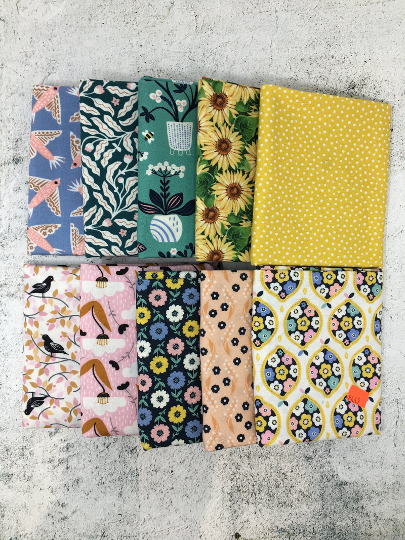 10 Fat Quarter Bundle 8462 - Single Special