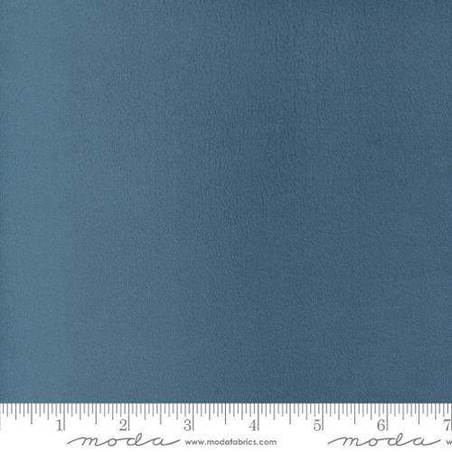 Quilting Cuddle Solid Blue Bluebell Yardage