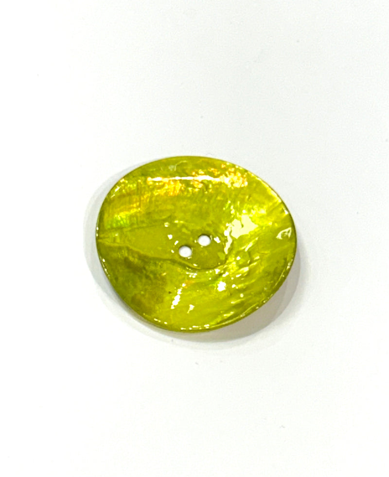 Italian Natural Shell 1.5" Chartreuse Button 60L 38MM