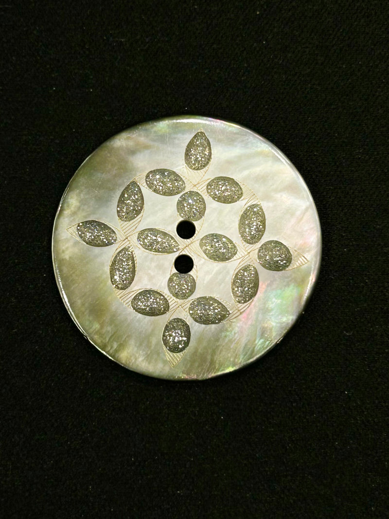 Italian Natural Shell 1.5" Iridescent Etched Button 60L 38MM