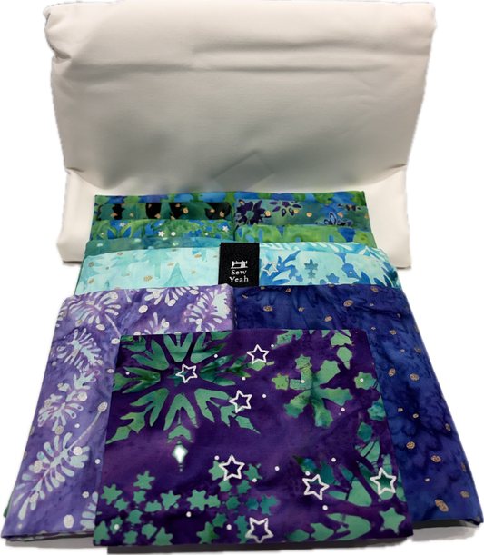 The Molly Quilt Pattern - Collection Sparkly Christmas Batik 64"x 75" - Quilt Kit