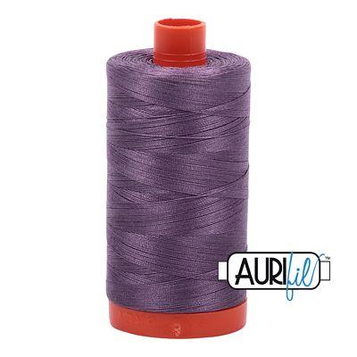 Cotton Makó 50wt 1422yds 6735 Plumtastic