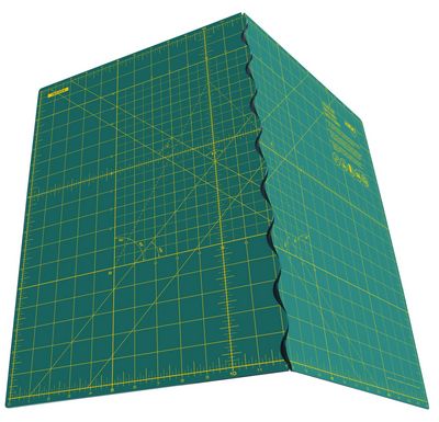 Folding Cutting Mat (17" x 24")